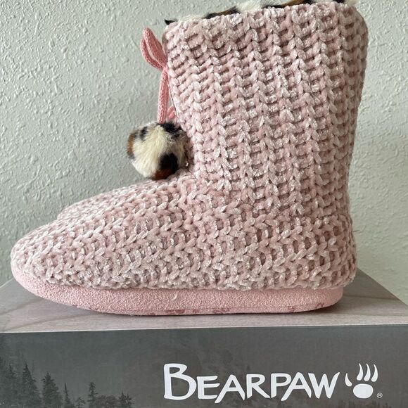 NIB BearPaw Pink Josephine Slipper Booties Size S - Picture 1 of 9